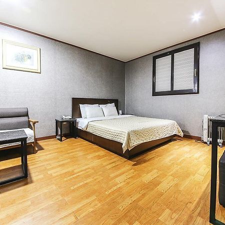 יונגין Valentine Motel מראה חיצוני תמונה
