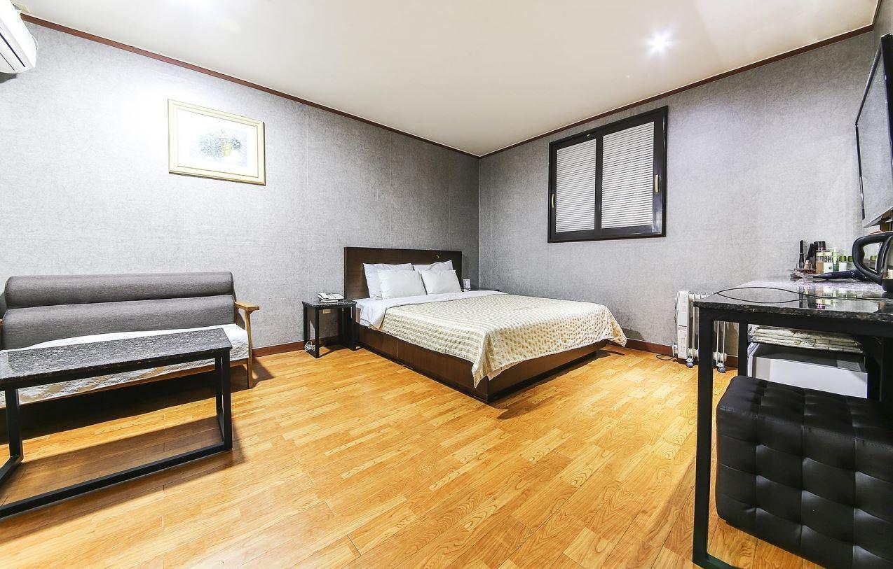 יונגין Valentine Motel מראה חיצוני תמונה