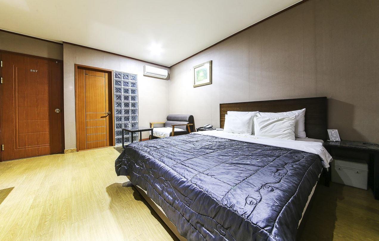 יונגין Valentine Motel מראה חיצוני תמונה